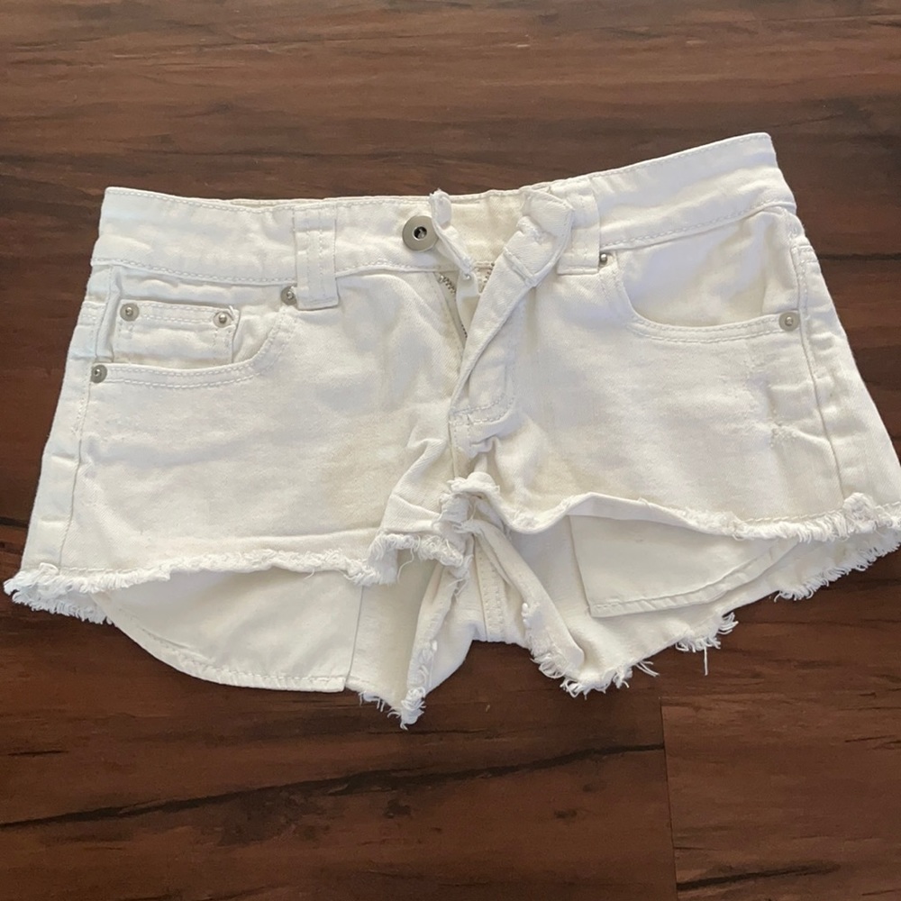 Forever 21 white short